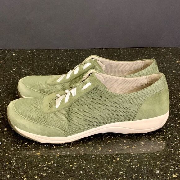 Dansko Hayes Olive Green Mesh Sneakers. - Picture 3 of 8